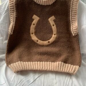 Heritage Brown and Cream Horseshoe Knit Sweater Vest 👀BUNDLE😍SAVE🥳